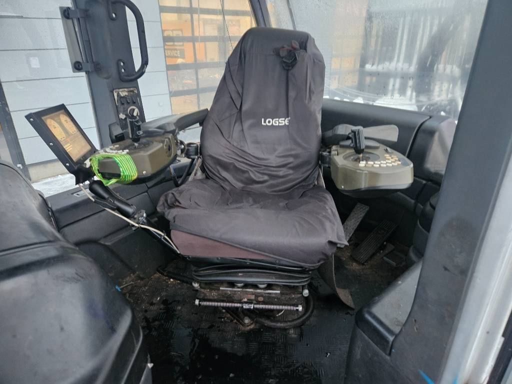 Logset 5F - Forwarder: picture 5 Logset 5F - Forwarder: picture 5