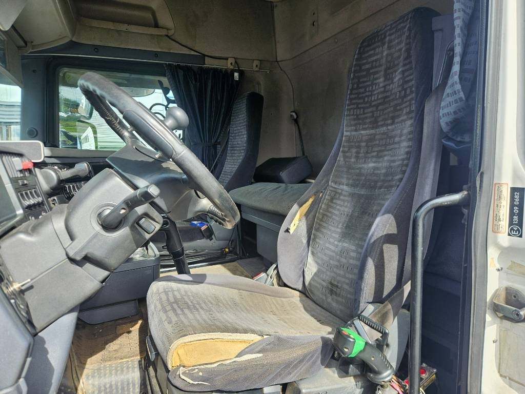 Hook lift truck Scania R580 6x2: picture 11 Hook lift truck Scania R580 6x2: picture 11