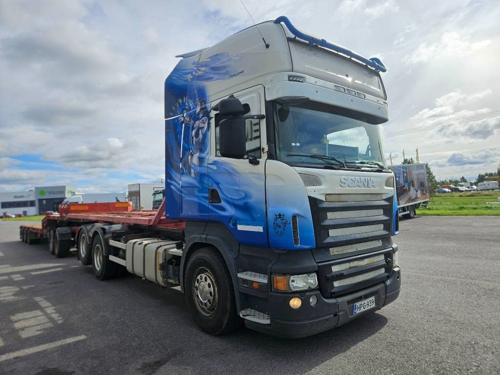 Scania R580 6x2  - Hook lift truck: picture 2 Scania R580 6x2  - Hook lift truck: picture 2