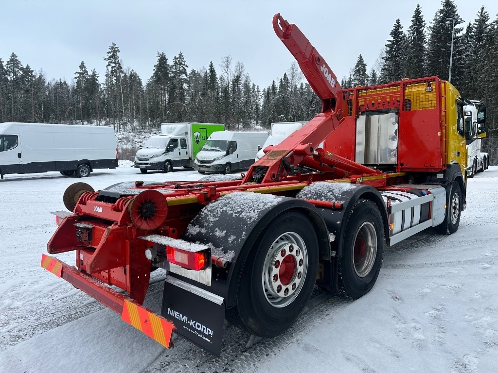 Volvo FM11 370 - Hook lift truck: picture 4 Volvo FM11 370 - Hook lift truck: picture 4