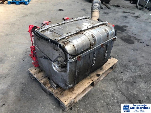 Mercedes-Benz Actros Exhaust Mercedes A 011 490 76 12 - Muffler/ Exhaust system for Truck: picture 1 Mercedes-Benz Actros Exhaust Mercedes A 011 490 76 12 - Muffler/ Exhaust system for Truck: picture 1