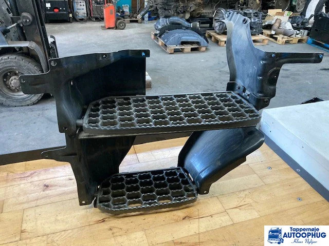 Scania CS trinkasse Scania 2422400 – 2422411 -2422408 - Body and exterior for Truck: picture 1 Scania CS trinkasse Scania 2422400 – 2422411 -2422408 - Body and exterior for Truck: picture 1