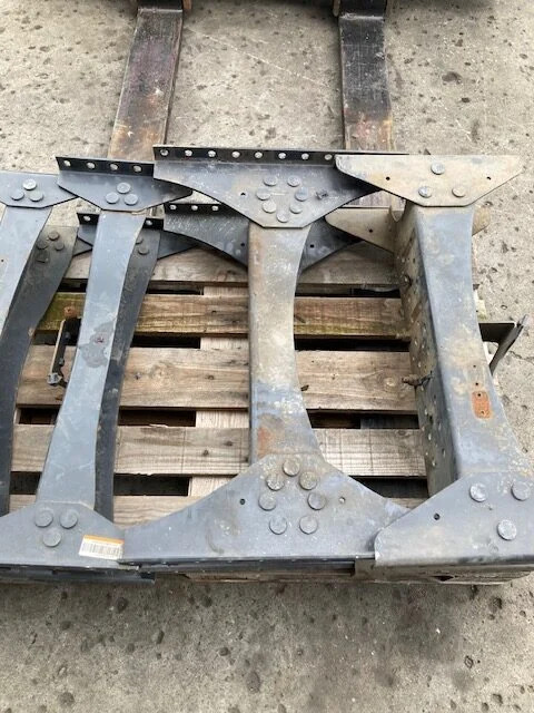 Volvo Cross member – Volvo 22372149 – Volvo 22808803 - Frame/ Chassis for Truck: picture 3 Volvo Cross member – Volvo 22372149 – Volvo 22808803 - Frame/ Chassis for Truck: picture 3