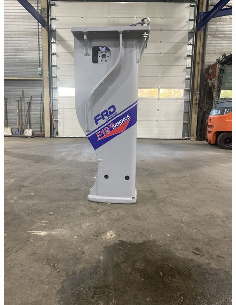 FRD F19 - Hydraulic hammer for Construction machinery: picture 2 FRD F19 - Hydraulic hammer for Construction machinery: picture 2