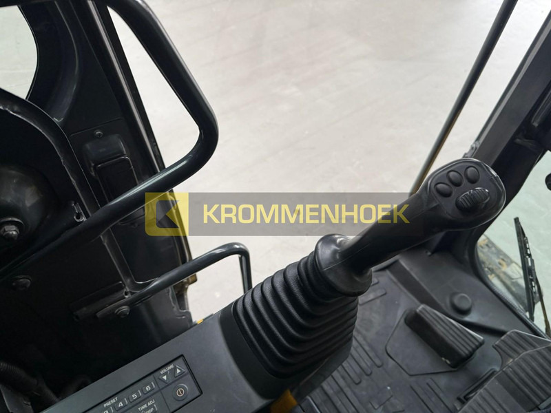 Crawler excavator Komatsu PC 138 US-11 Rototilt: picture 19 Crawler excavator Komatsu PC 138 US-11 Rototilt: picture 19