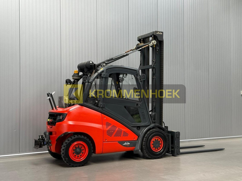 Linde H 50 D Luchtremmen + Aanhangerkoppeling - Diesel forklift: picture 4 Linde H 50 D Luchtremmen + Aanhangerkoppeling - Diesel forklift: picture 4