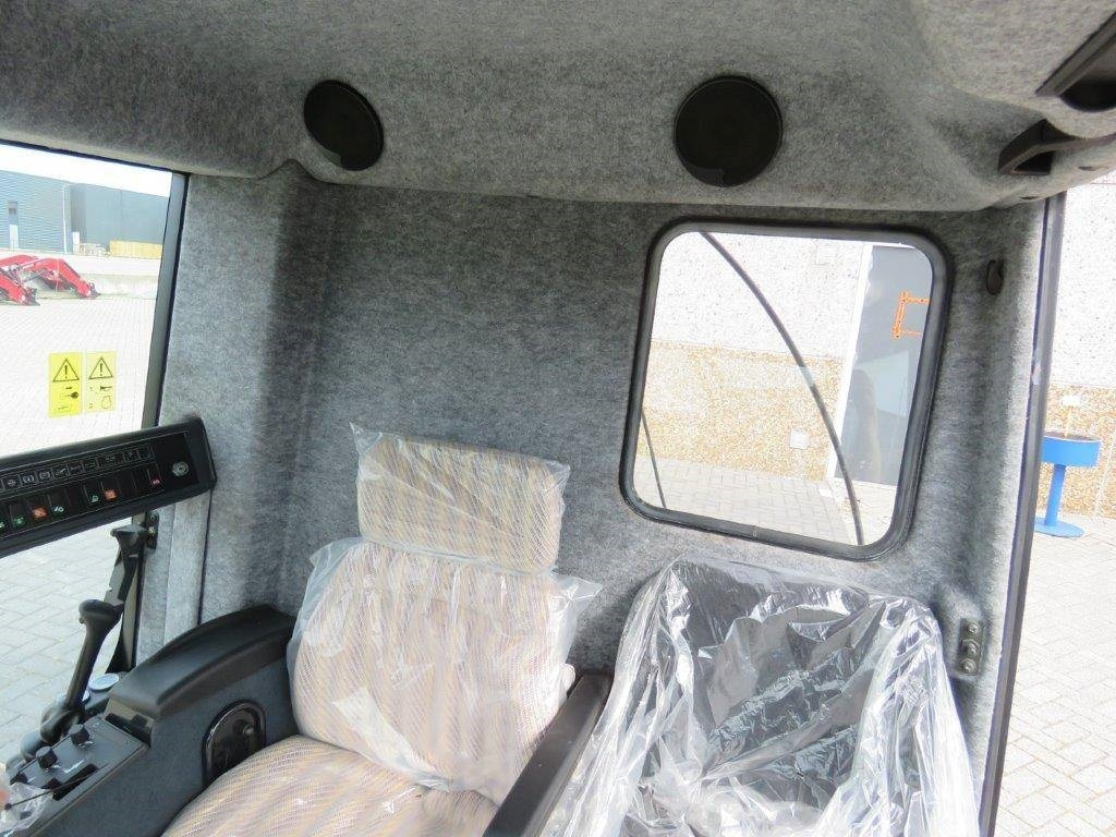 New Cab for Agricultural machinery CNH Cabine - New Holland TX: picture 31