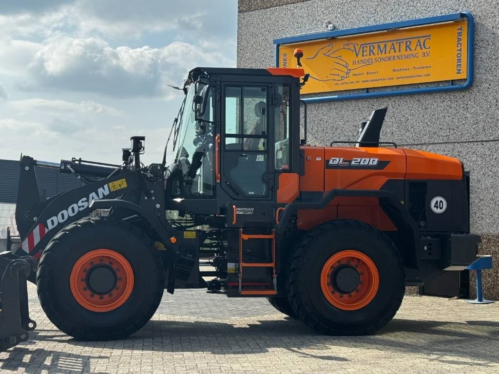 Doosan DEVELON / DOOSAN DL200-7, - Skid steer loader: picture 4 Doosan DEVELON / DOOSAN DL200-7, - Skid steer loader: picture 4