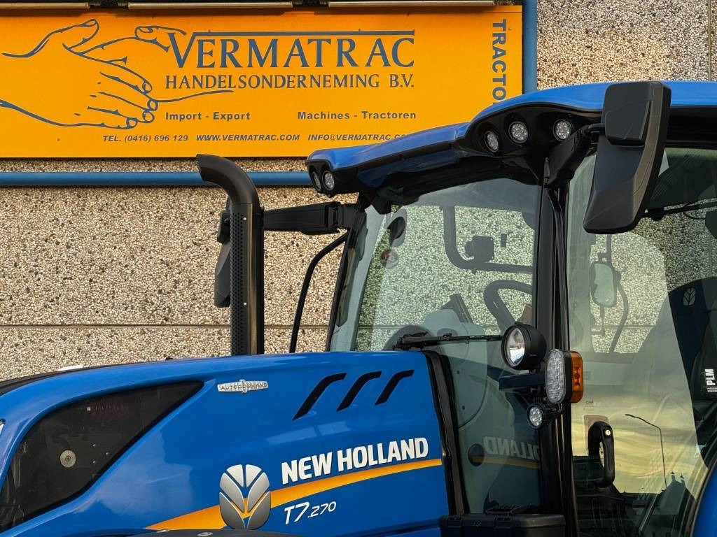 New Holland T7.270 Auto Command, frontlinkage + PTO,1091 hr - Farm tractor: picture 3 New Holland T7.270 Auto Command, frontlinkage + PTO,1091 hr - Farm tractor: picture 3