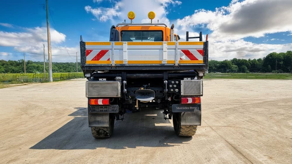 Mercedes-Benz Unimog U527 - Utility/ Special vehicle: picture 5 Mercedes-Benz Unimog U527 - Utility/ Special vehicle: picture 5