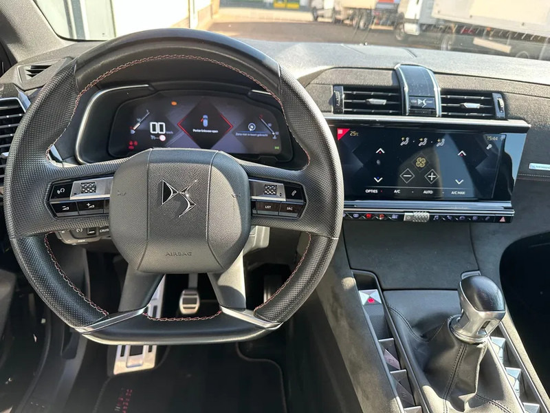 DS Ds 7 Crossback DS PERFORMANCE LINE, 71DKM, ALCANTARA, VIRTUAL COCKPIT, LMV - SUV: picture 5 DS Ds 7 Crossback DS PERFORMANCE LINE, 71DKM, ALCANTARA, VIRTUAL COCKPIT, LMV - SUV: picture 5