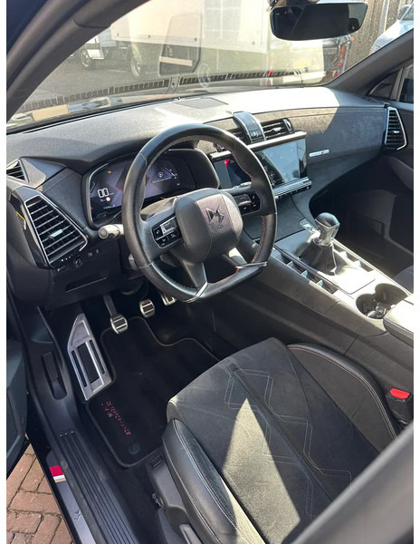 DS Ds 7 Crossback DS PERFORMANCE LINE, 71DKM, ALCANTARA, VIRTUAL COCKPIT, LMV - SUV: picture 4 DS Ds 7 Crossback DS PERFORMANCE LINE, 71DKM, ALCANTARA, VIRTUAL COCKPIT, LMV - SUV: picture 4