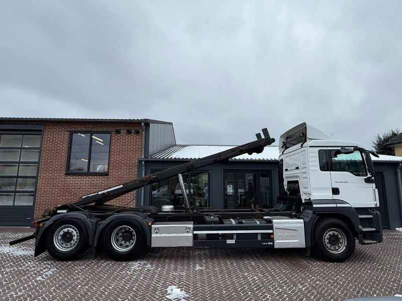 MAN TGS 26.420 I 30T N.C.H. Container System (Cable) I WB 645cm I 9T Front axle I Euro 6 I Manuel I Liftas I Vangmuil - Cable system truck: picture 2 MAN TGS 26.420 I 30T N.C.H. Container System (Cable) I WB 645cm I 9T Front axle I Euro 6 I Manuel I Liftas I Vangmuil - Cable system truck: picture 2