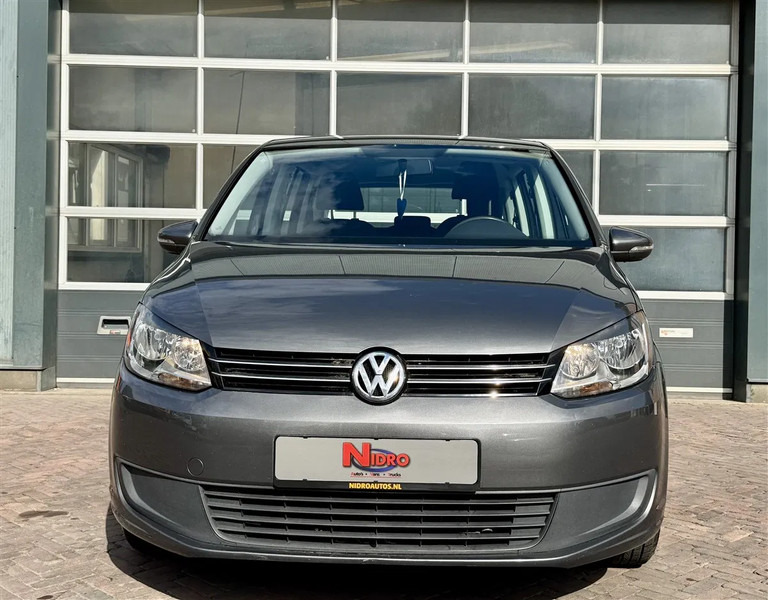 Volkswagen Touran 1.2 TSI 105pk 7 Pers LMV export - Car: picture 5 Volkswagen Touran 1.2 TSI 105pk 7 Pers LMV export - Car: picture 5