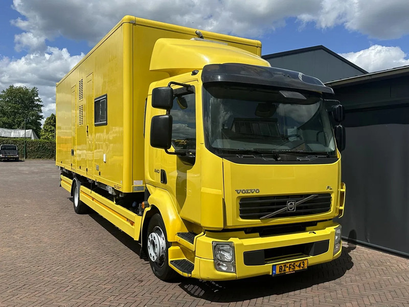 Volvo FL 12.240 BDF ST.AIRCO+ KACHEL, DOUCHE, 2X BED, WASBAK - Box truck: picture 1 Volvo FL 12.240 BDF ST.AIRCO+ KACHEL, DOUCHE, 2X BED, WASBAK - Box truck: picture 1