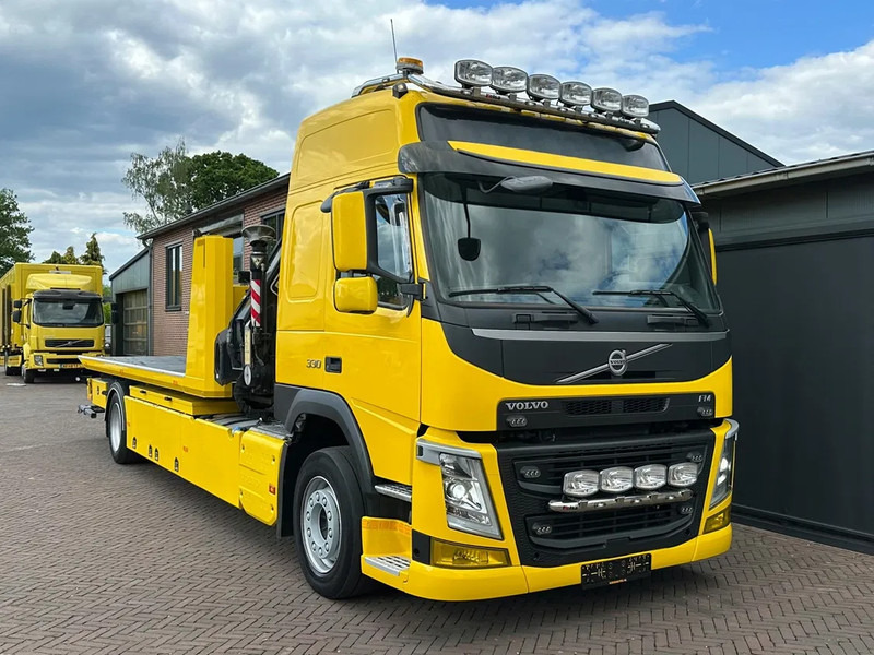 Volvo FM 330 TOWTRUCK FASSI CRANE WHEELLIFT gereserveerd - Tow truck: picture 1 Volvo FM 330 TOWTRUCK FASSI CRANE WHEELLIFT gereserveerd - Tow truck: picture 1