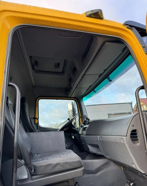 Isothermal truck MERCEDES-BENZ ATEGO 1324 Sprowadzony: picture 28 Isothermal truck MERCEDES-BENZ ATEGO 1324 Sprowadzony: picture 28