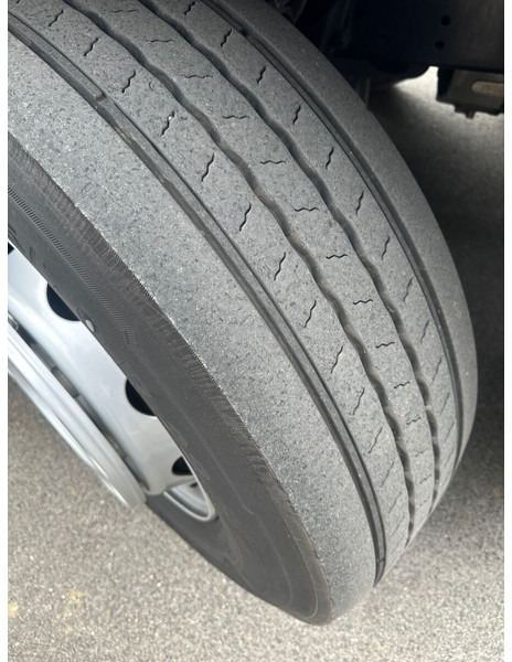 Cab chassis truck MAN TGX 26.440: picture 11