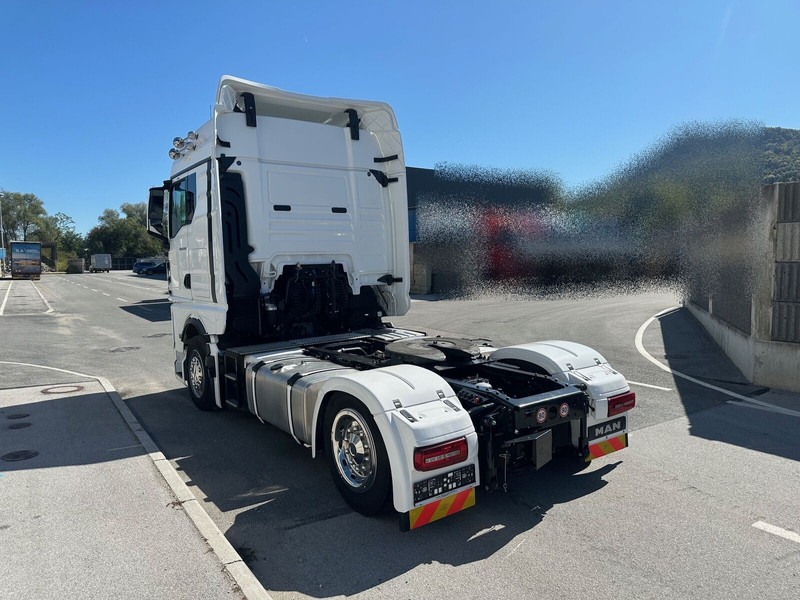 MAN TGX 18.520 LLS-U - Tractor unit: picture 3 MAN TGX 18.520 LLS-U - Tractor unit: picture 3