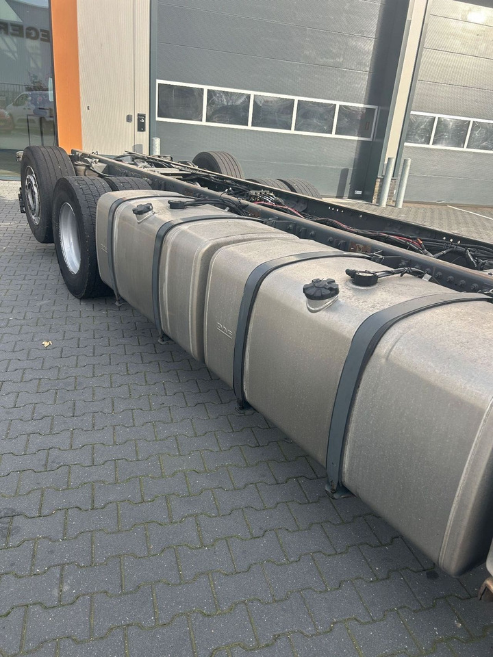 DAF XF 530 XF530 Super Space Cab FAR - Cab chassis truck: picture 3 DAF XF 530 XF530 Super Space Cab FAR - Cab chassis truck: picture 3