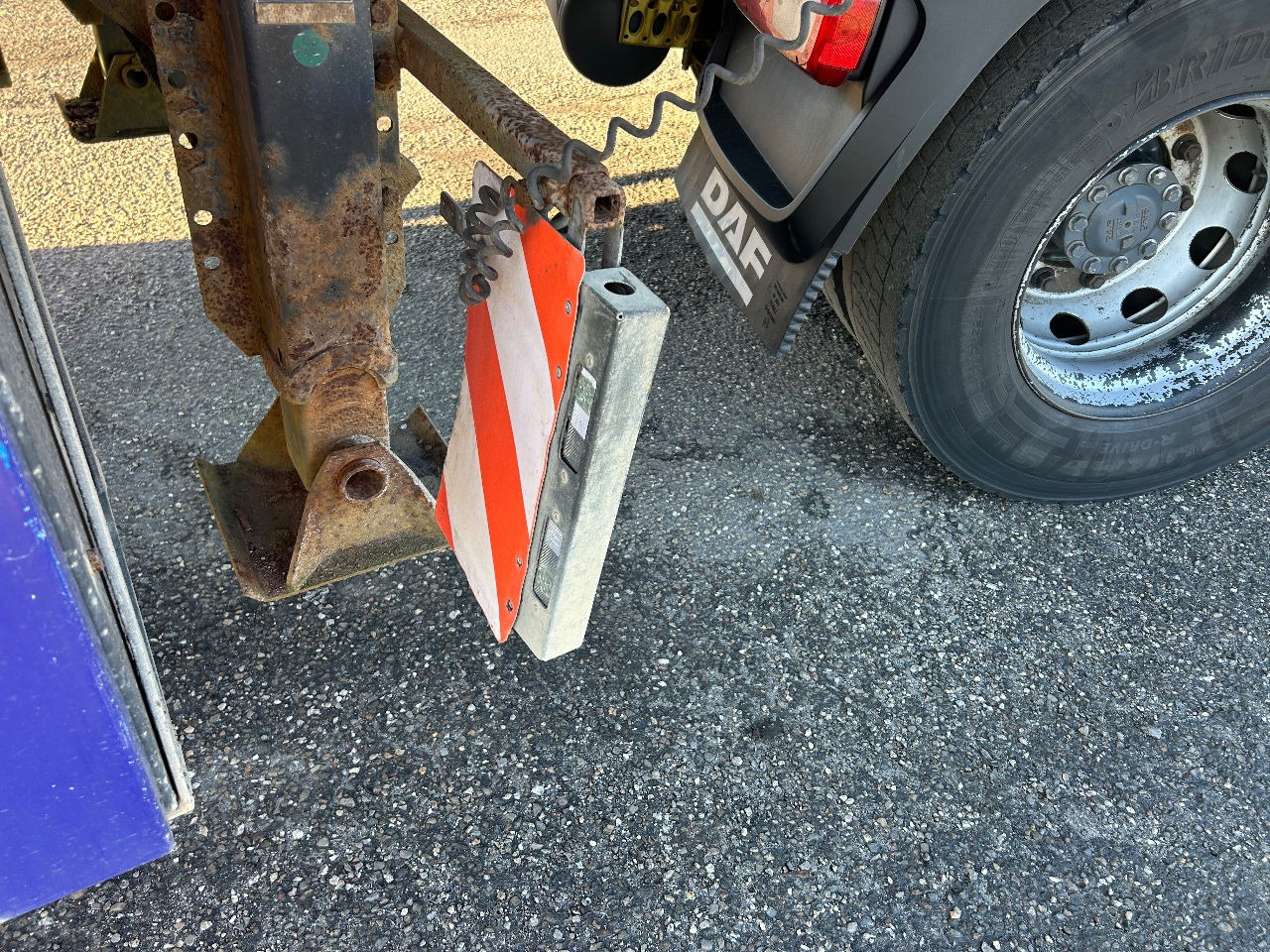 Vogelzang Open trailer met Kennis 16.000 Kraan - Dropside/ Flatbed semi-trailer: picture 5 Vogelzang Open trailer met Kennis 16.000 Kraan - Dropside/ Flatbed semi-trailer: picture 5