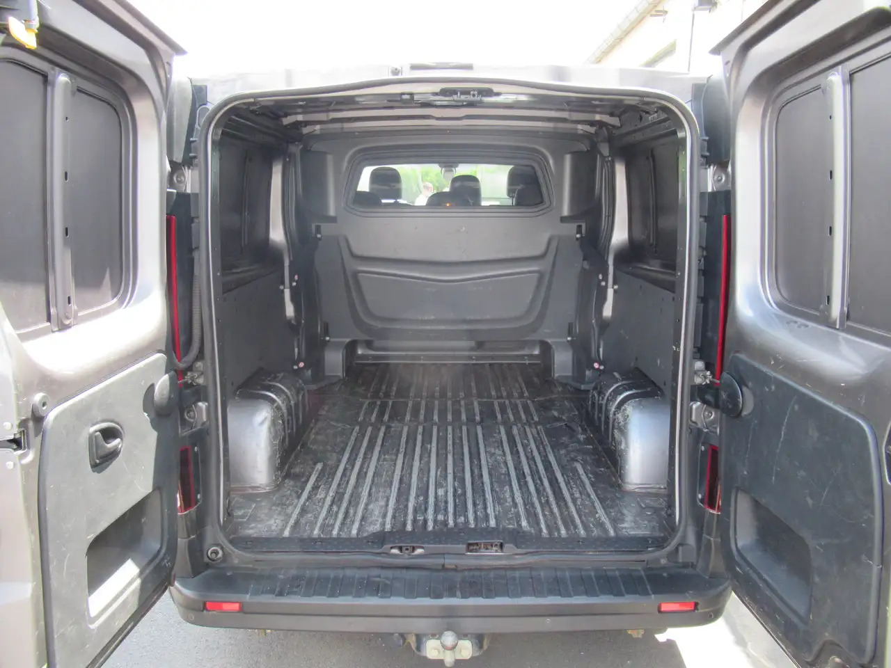 Renault Trafic L2 DBLE CAB NAVI CLIM 14000€+TVA/BTW - Panel van, Combi van: picture 5 Renault Trafic L2 DBLE CAB NAVI CLIM 14000€+TVA/BTW - Panel van, Combi van: picture 5
