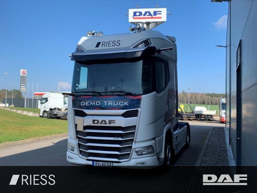 DAF XG+ 530 FT Alcoa Leder Intarder Standklima Hydra DAF XG+ 530 FT Alcoa Leder Intarder Standklima Hydra - Tractor unit: picture 2 DAF XG+ 530 FT Alcoa Leder Intarder Standklima Hydra DAF XG+ 530 FT Alcoa Leder Intarder Standklima Hydra - Tractor unit: picture 2