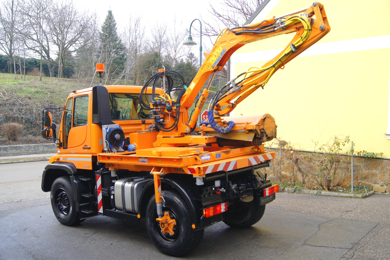 UNIMOG Unimog U 400/TÜV/Hydrostat/Mähtür +MULAG MHU 800 - Tipper: picture 4 UNIMOG Unimog U 400/TÜV/Hydrostat/Mähtür +MULAG MHU 800 - Tipper: picture 4