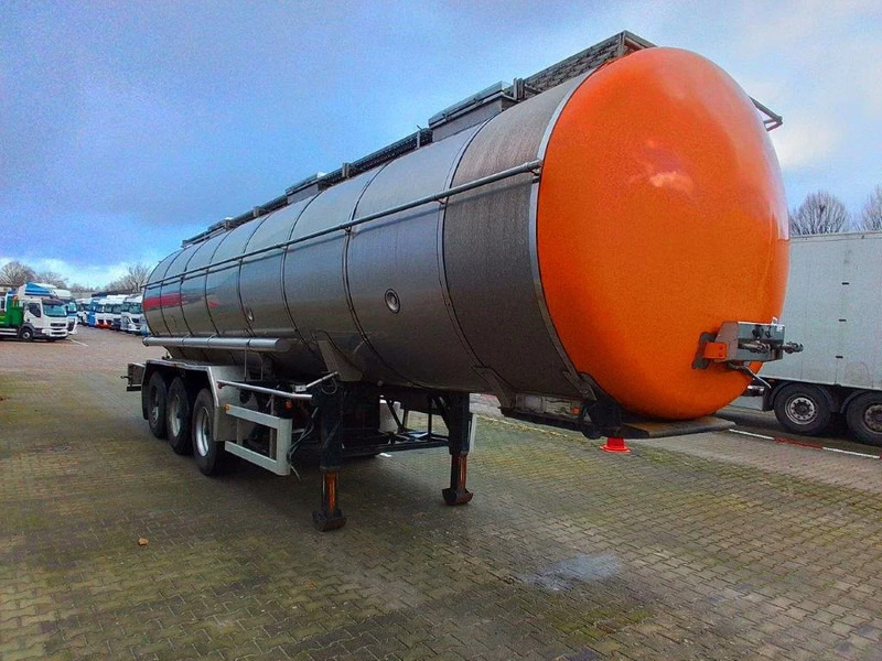 Burg 30000 liter 3 kamer tankoplegger - Tank semi-trailer: picture 5 Burg 30000 liter 3 kamer tankoplegger - Tank semi-trailer: picture 5