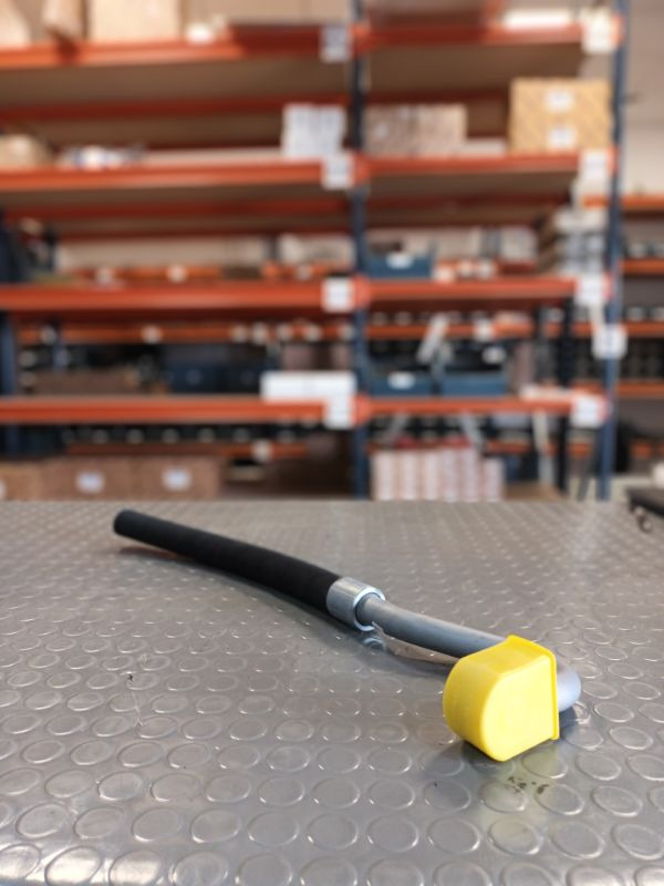 SCANIA HOSE ASSEMBLY - 2130325 - Brake line/ Hose for Truck: picture 1 SCANIA HOSE ASSEMBLY - 2130325 - Brake line/ Hose for Truck: picture 1