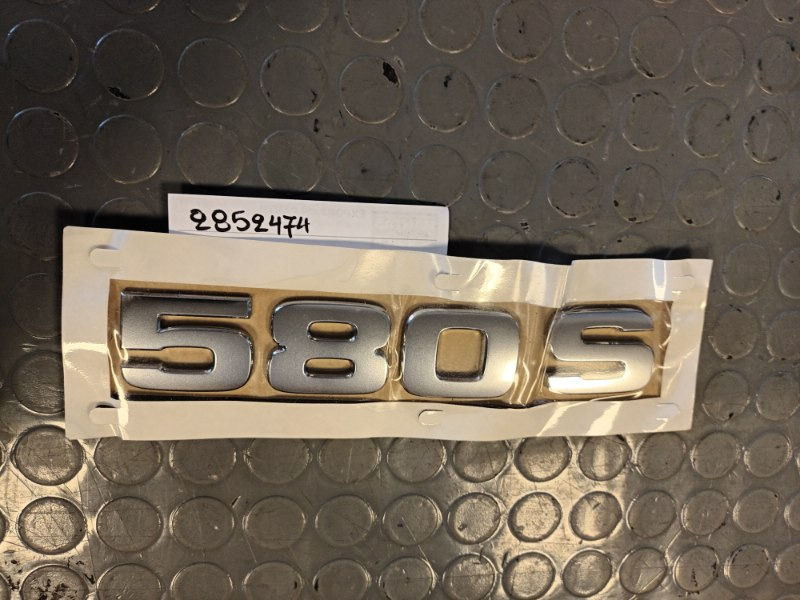 SCANIA MODEL PLATE 2852474 - Frame/ Chassis for Truck: picture 1 SCANIA MODEL PLATE 2852474 - Frame/ Chassis for Truck: picture 1