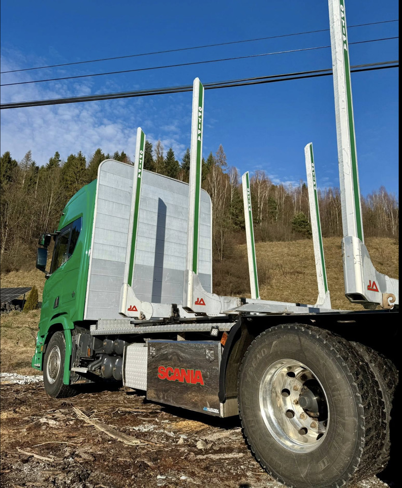 SCANIA R580 - Logging truck, Crane truck: picture 5 SCANIA R580 - Logging truck, Crane truck: picture 5