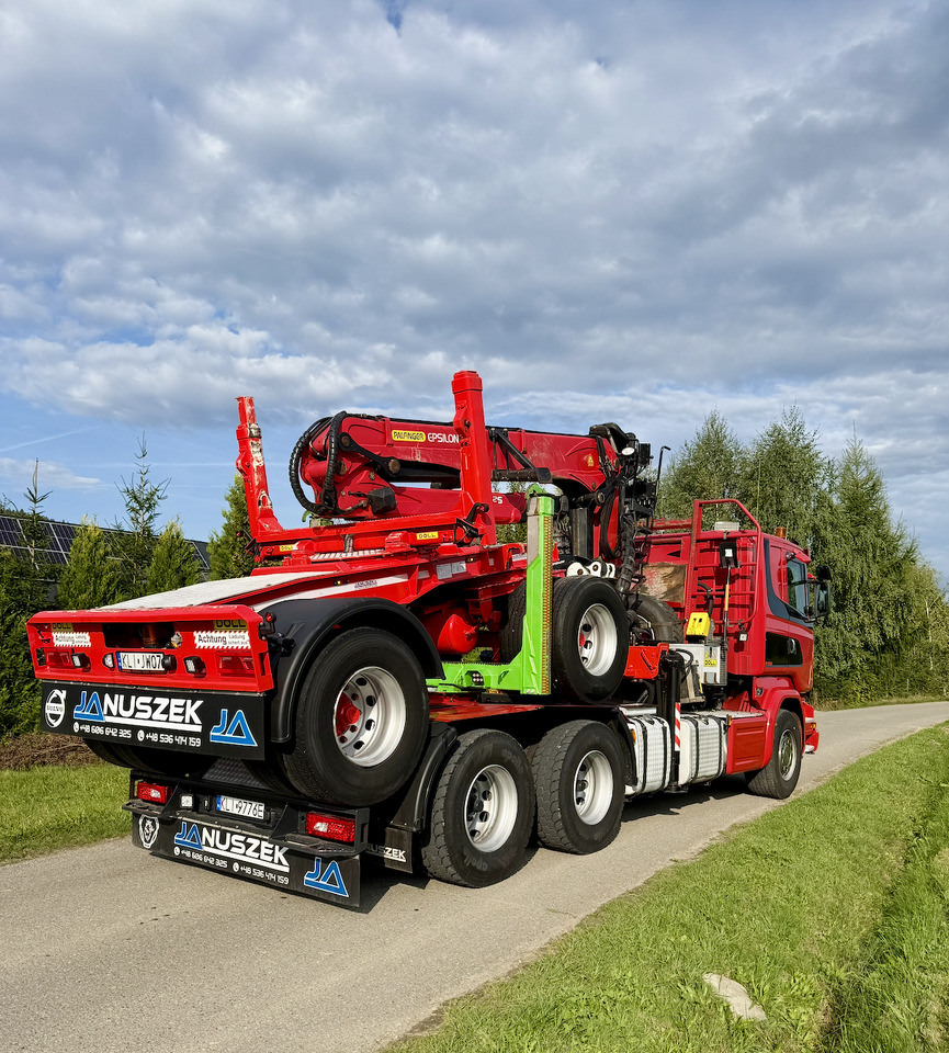 SCANIA R580 - Logging truck, Crane truck: picture 5 SCANIA R580 - Logging truck, Crane truck: picture 5