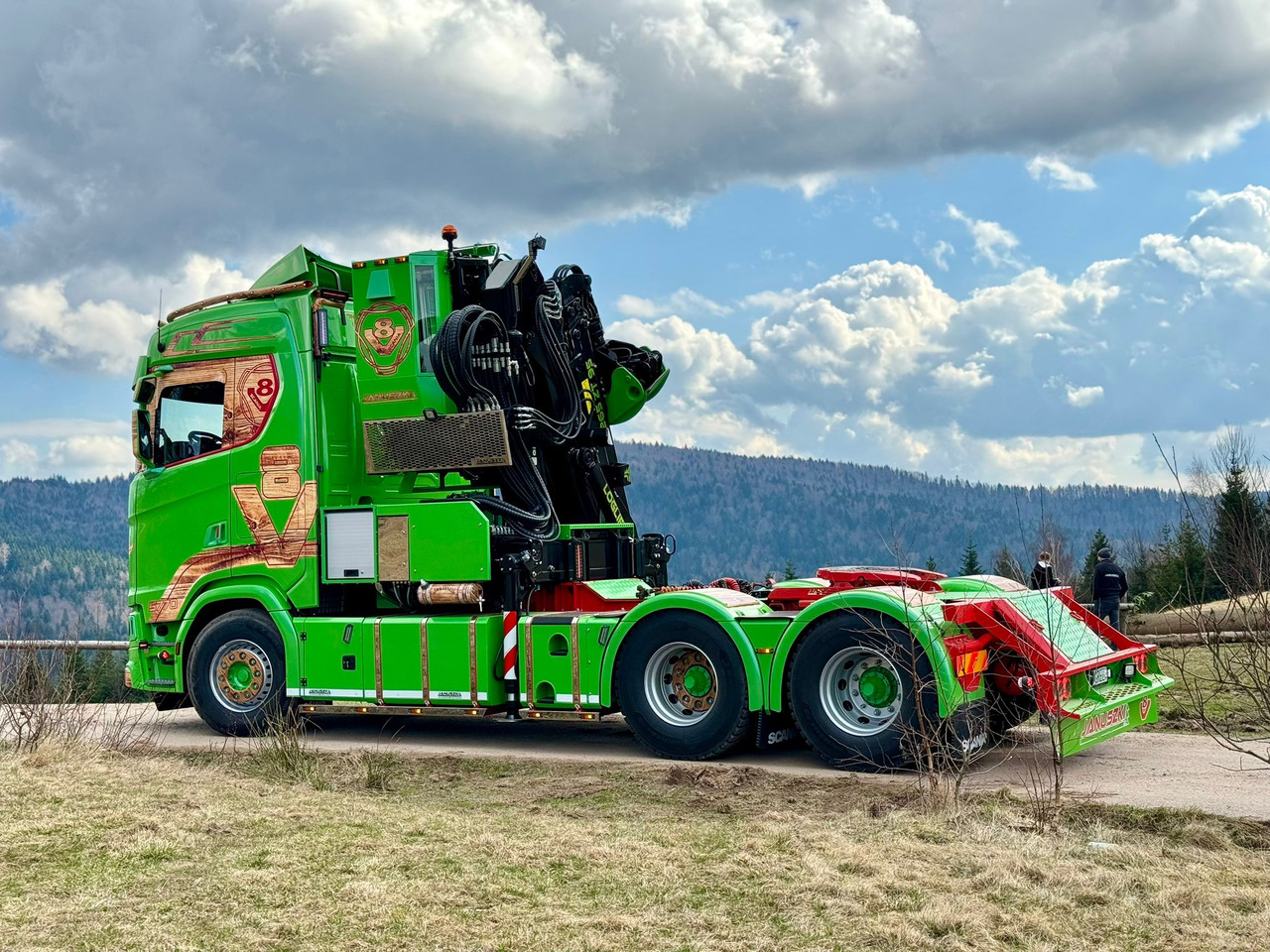 Tractor unit SCANIA S770 V8: picture 12