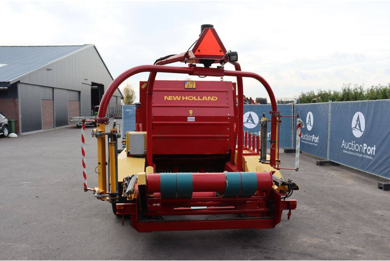 New Holland 548 - Agricultural machinery: picture 5 New Holland 548 - Agricultural machinery: picture 5