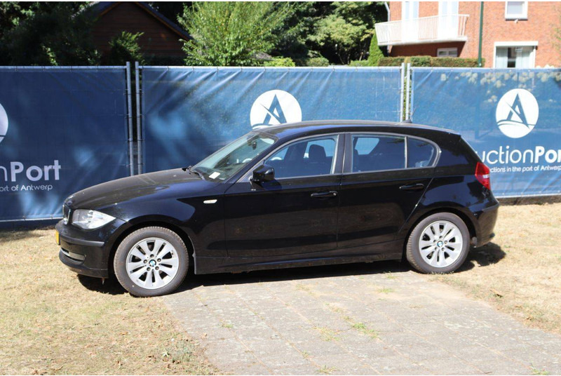 BMW 1 Serie 116i - Sedan: picture 1 BMW 1 Serie 116i - Sedan: picture 1