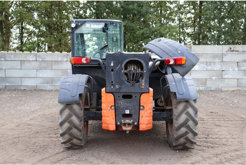Bobcat TL470X - Telescopic handler: picture 5 Bobcat TL470X - Telescopic handler: picture 5