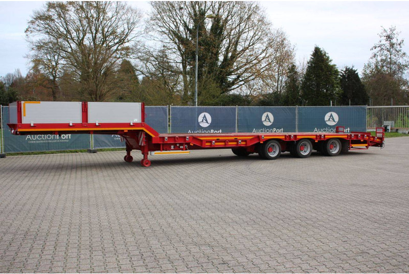 Bodex NN3 - Low loader semi-trailer: picture 1 Bodex NN3 - Low loader semi-trailer: picture 1