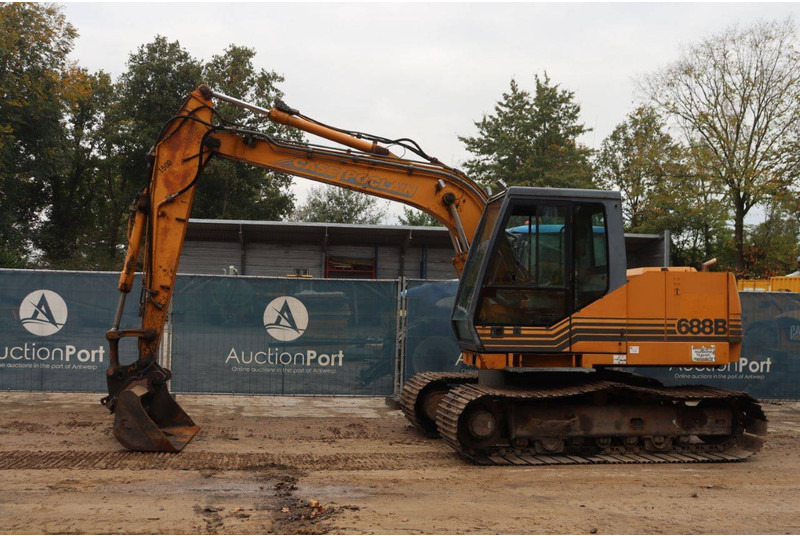 Case 688B-CK - Crawler excavator: picture 1 Case 688B-CK - Crawler excavator: picture 1