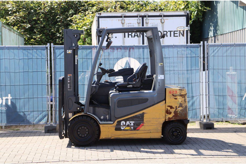 Caterpillar 2EP500 - Electric forklift: picture 2 Caterpillar 2EP500 - Electric forklift: picture 2