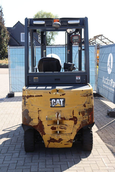 Caterpillar 2EP500 - Electric forklift: picture 5 Caterpillar 2EP500 - Electric forklift: picture 5