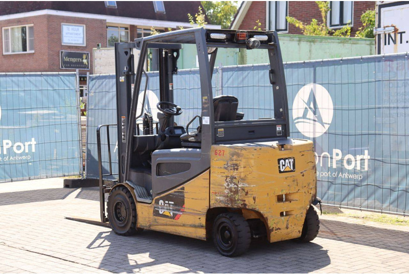 Caterpillar 2EP5000 - Electric forklift: picture 4 Caterpillar 2EP5000 - Electric forklift: picture 4