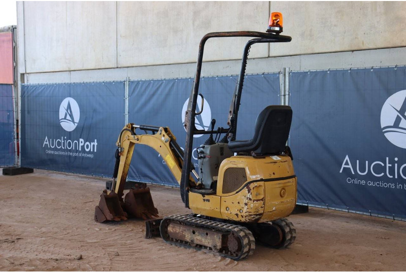 Caterpillar 300.9D - Mini excavator: picture 3 Caterpillar 300.9D - Mini excavator: picture 3