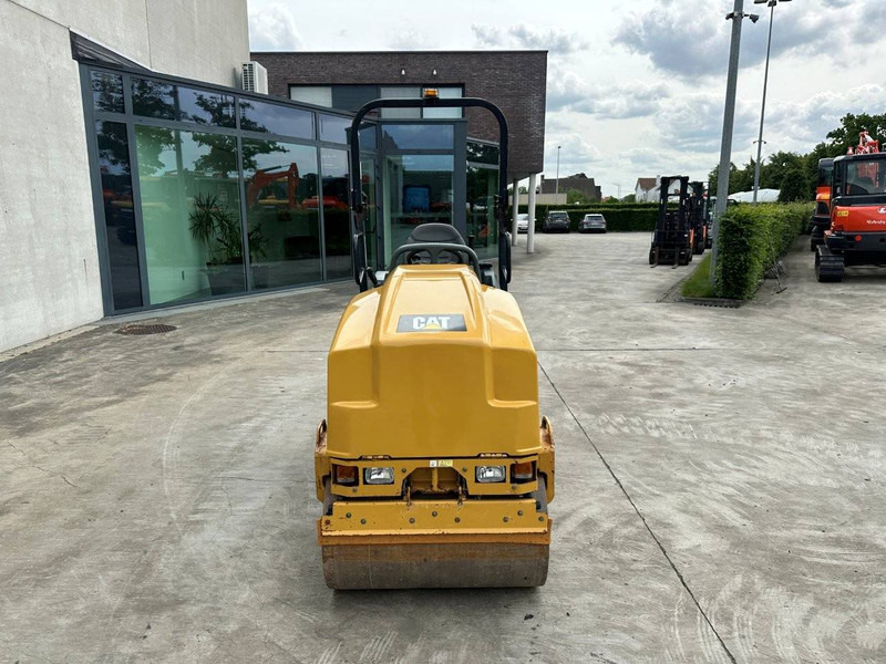 Caterpillar CB14B - Roller: picture 2 Caterpillar CB14B - Roller: picture 2