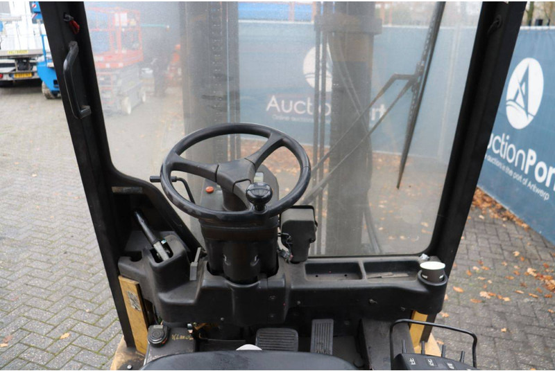 Electric forklift Caterpillar EP30K: picture 20