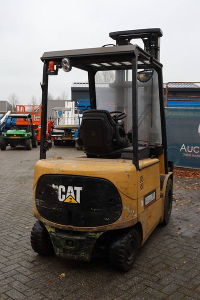 Electric forklift Caterpillar EP30K: picture 6