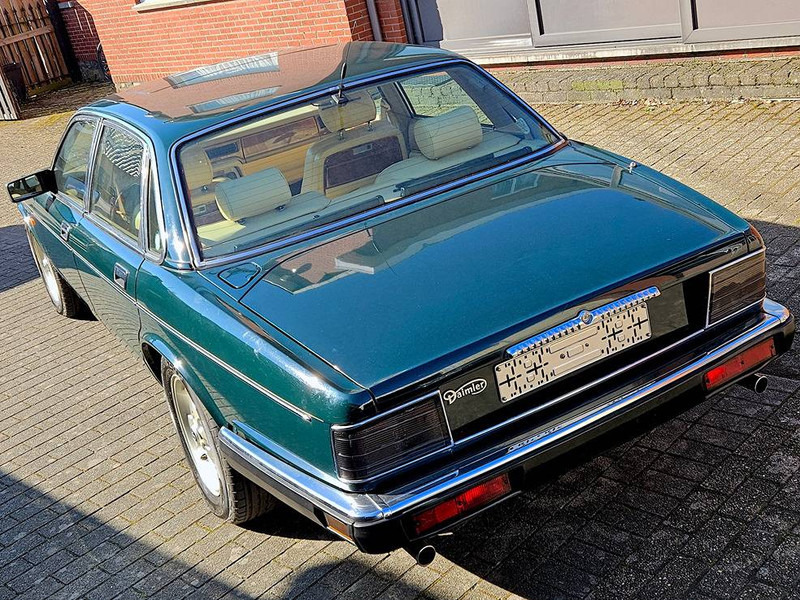 Daimler 4.0 - Sedan: picture 4 Daimler 4.0 - Sedan: picture 4