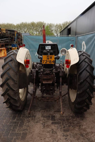 David Brown 880 A - Farm tractor: picture 4 David Brown 880 A - Farm tractor: picture 4