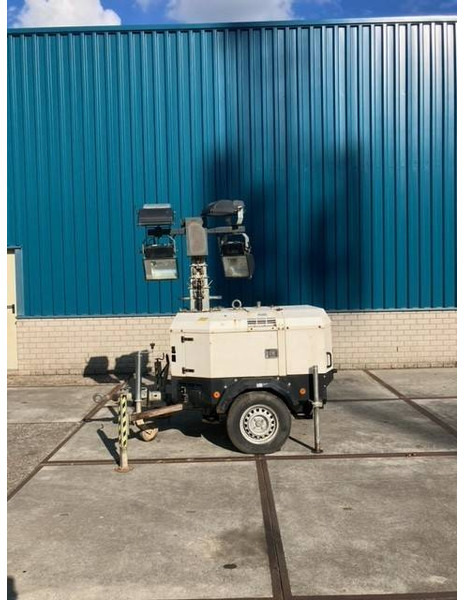 E1C10S G - Lighting tower: picture 3 E1C10S G - Lighting tower: picture 3