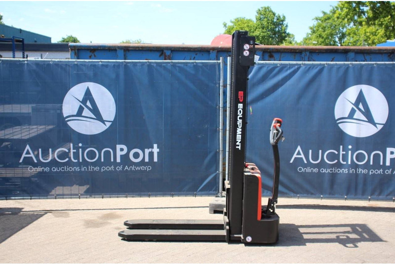 EP Equipment EST122 - Stacker: picture 2 EP Equipment EST122 - Stacker: picture 2